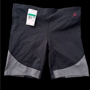 New Jordan Women's Black & Gray Training Shorts XL